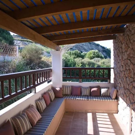 Kleismata Sleeps 6 Willa *