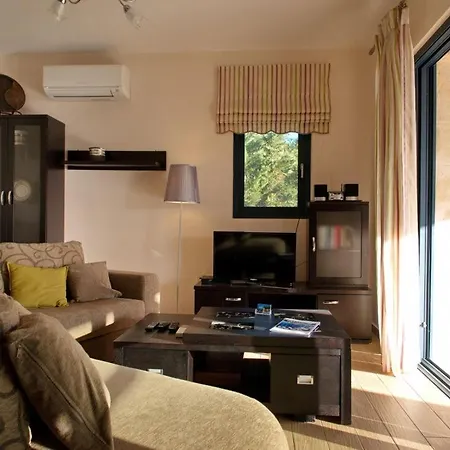 Kleismata Sleeps 6 Willa *
